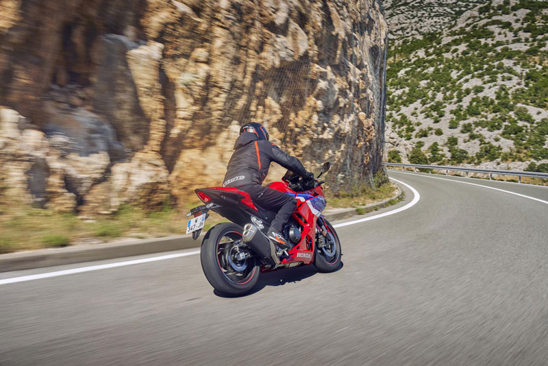 Honda CBR500R 2024