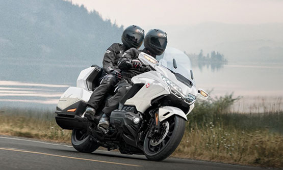 TOURING